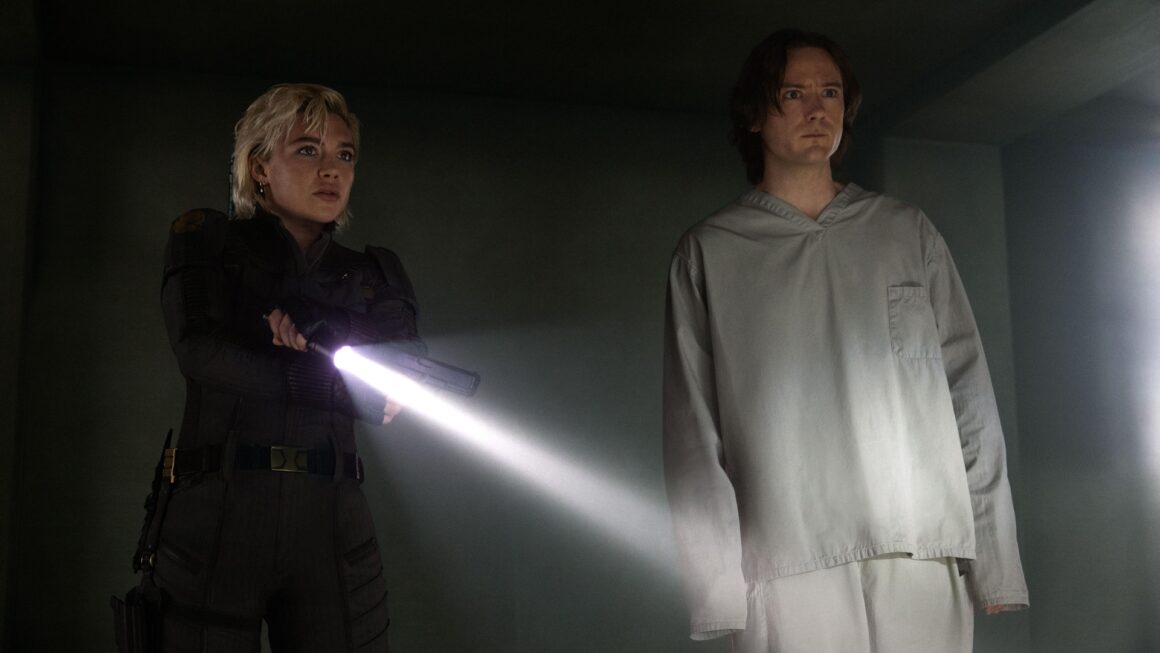 Florence Pugh and Lewis Pullman as Yelena Belova and Robert Reynolds