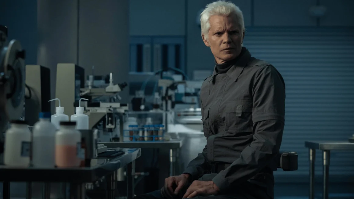 Timothy Olyphant as Kirsh in Alien: Earth